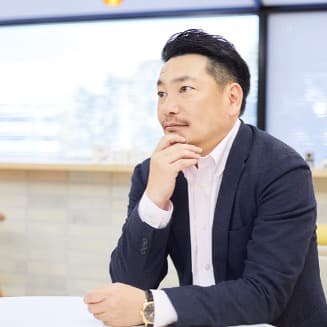 津村 英二(Eiji Tsumura)